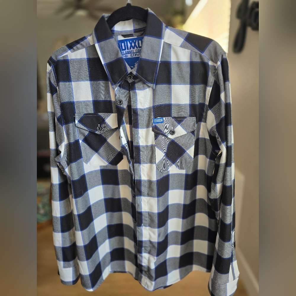 DIXXON Flannel Men's "The Strut" EUC MEDIUM